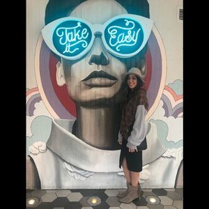 Meet your Posher, Sara